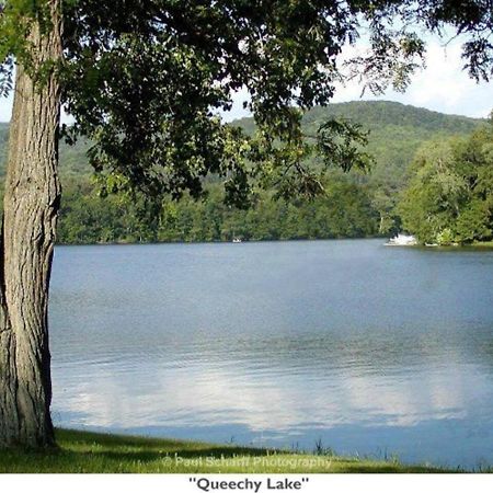 2 Bed Berkshire Getaway Minutes To Jiminy Peak Ski ハンコック エクステリア 写真
